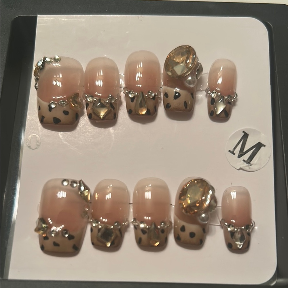 Cream and Gold Press-On Nails with Jewls and Animal Print